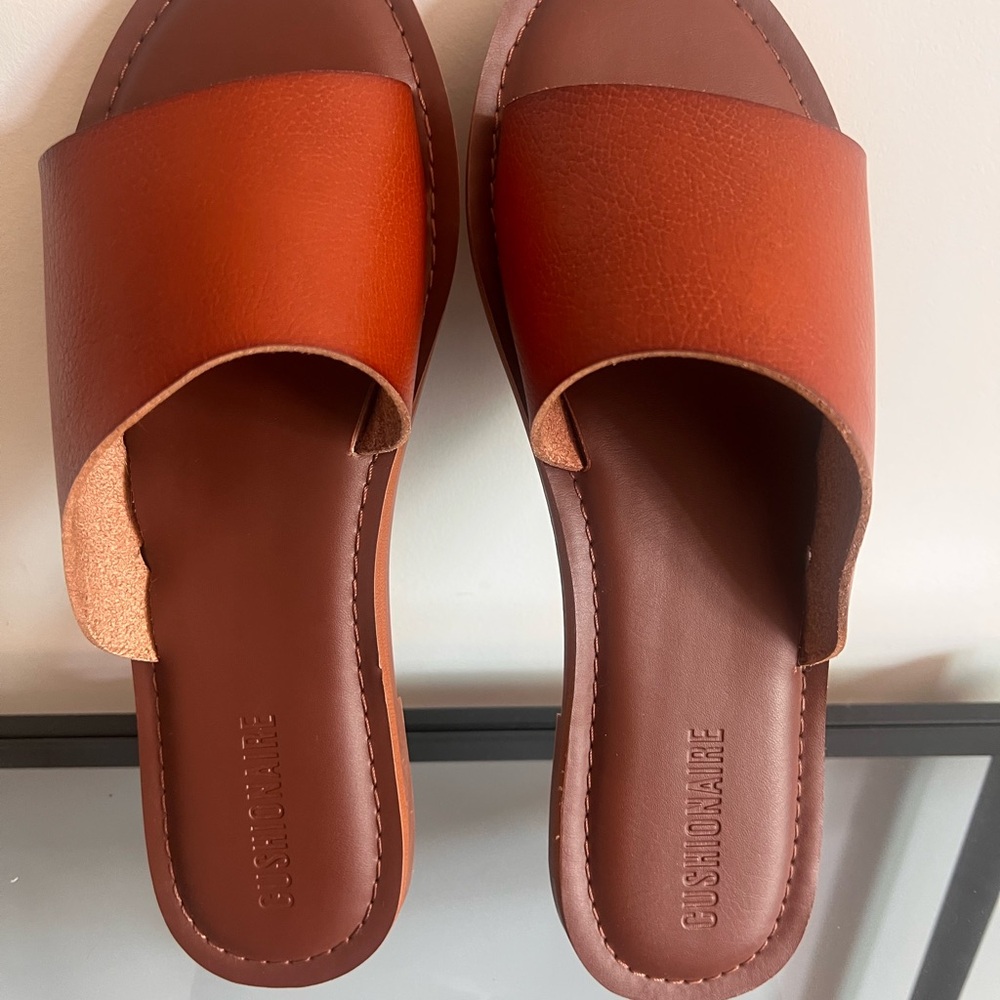 Elegant Tan Slide Sandals